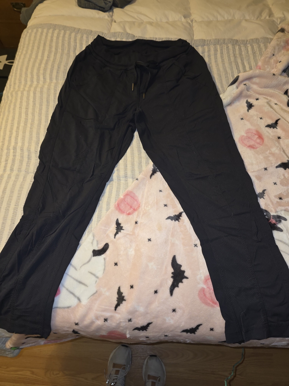 Women's Lululemon Dance Studio Size 6